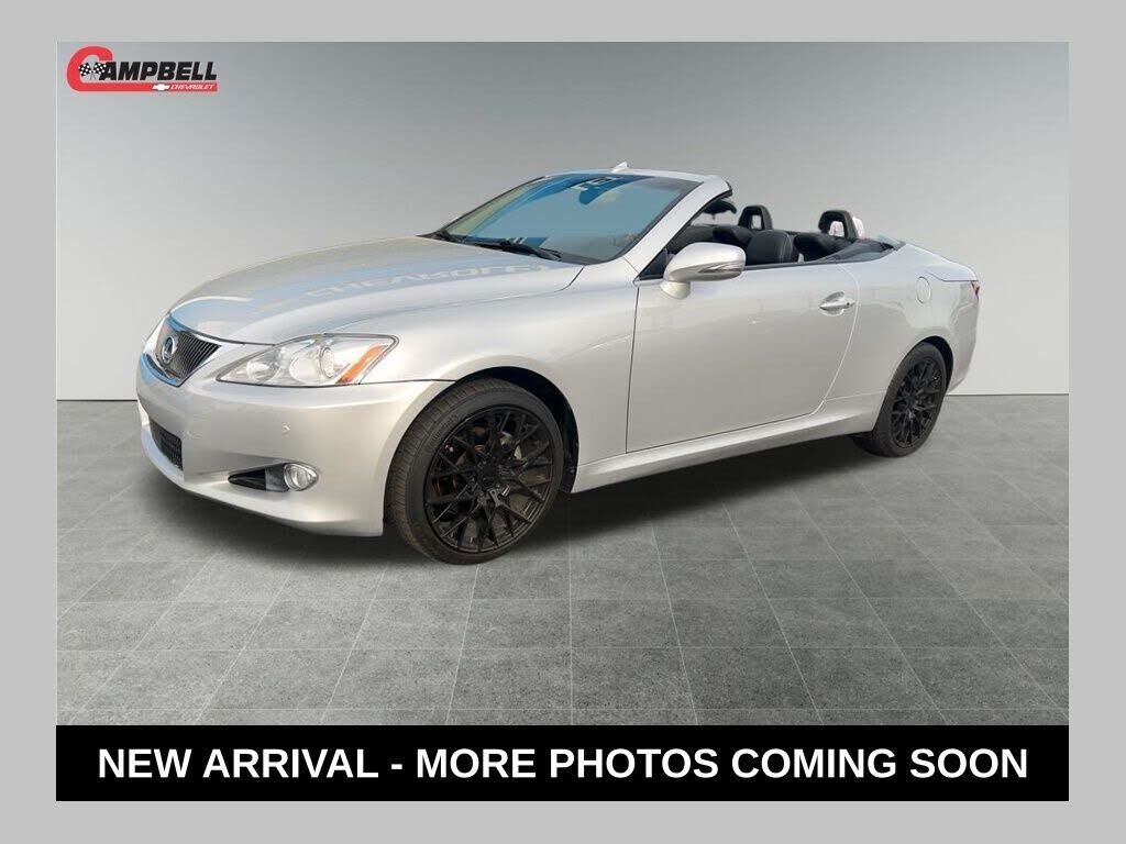 2011 LEXUS IS