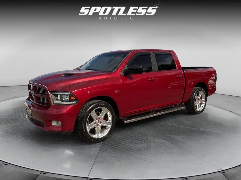 2012 DODGE Ram
