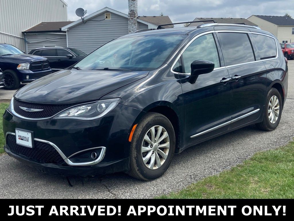 2019 CHRYSLER Pacifica