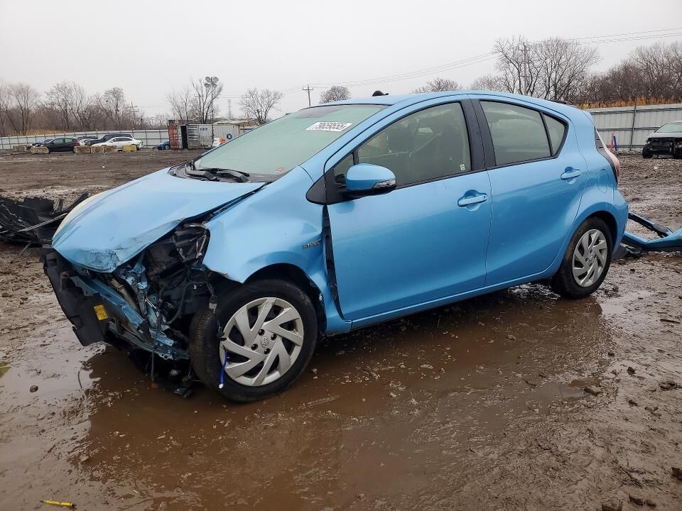 2015 TOYOTA Prius