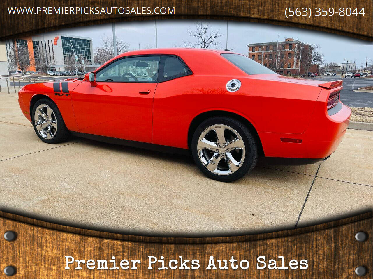2013 DODGE Challenger