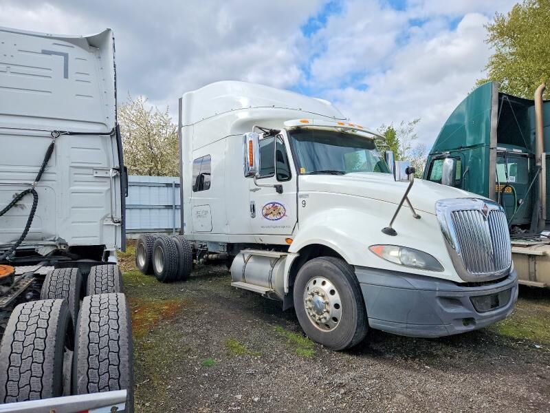 2012 INTERNATIONAL LF687