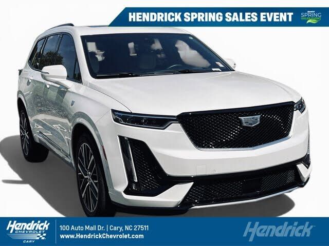 2025 CADILLAC XT6
