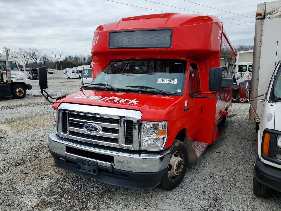 2025 FORD E-450