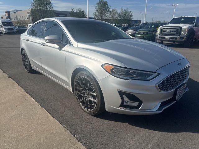 2019 FORD Fusion
