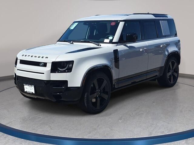 2026 LAND ROVER Defender