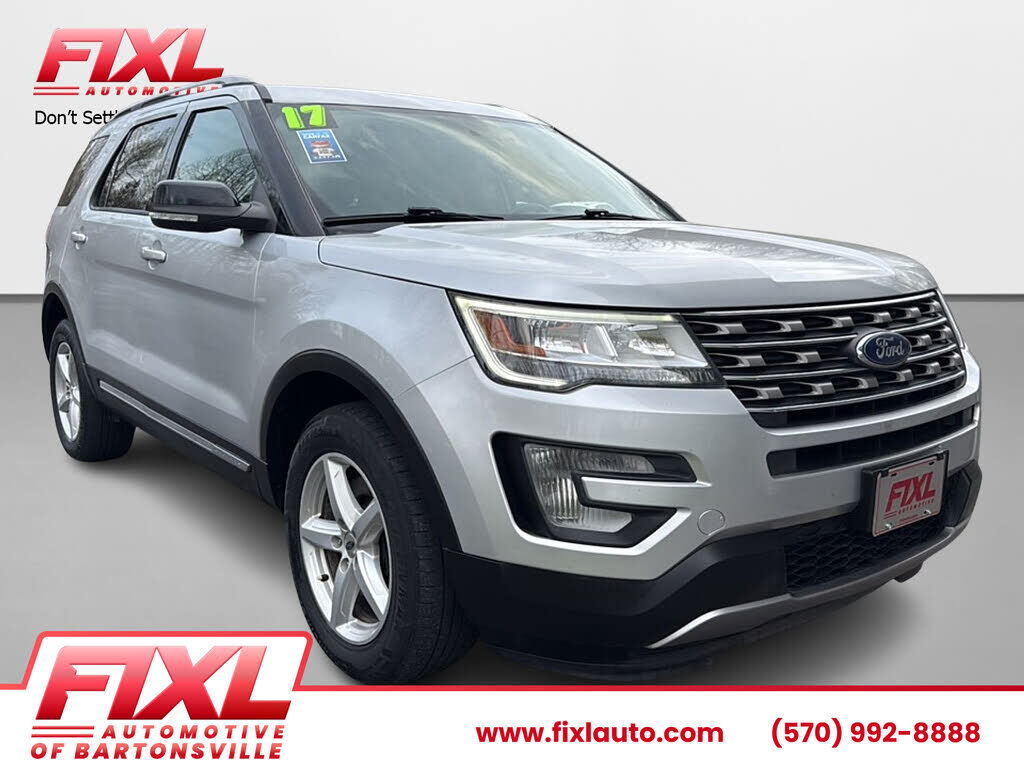 2017 FORD Explorer
