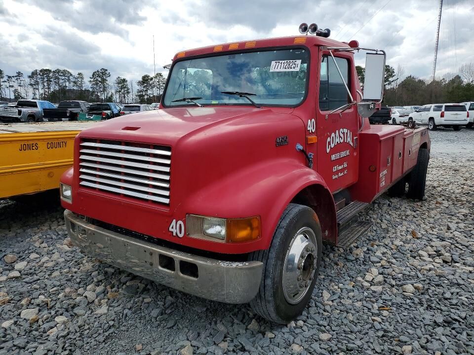 1999 INTERNATIONAL 4700