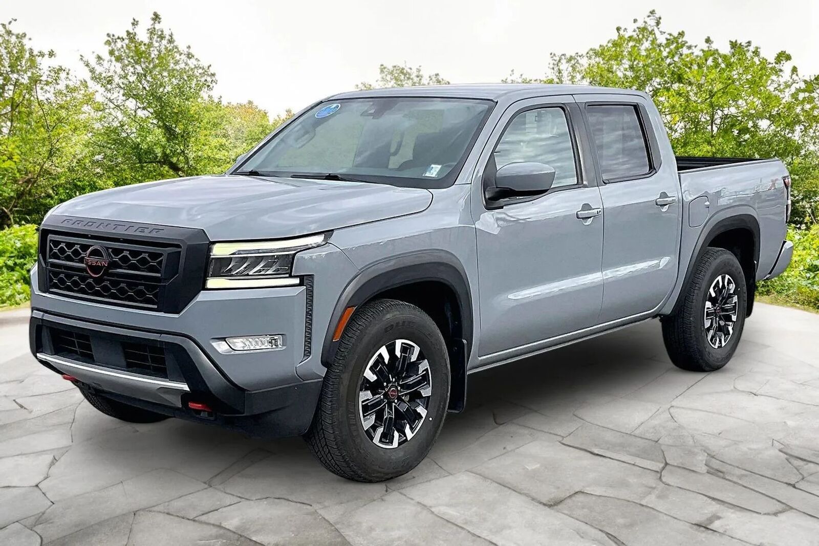 2022 NISSAN Frontier
