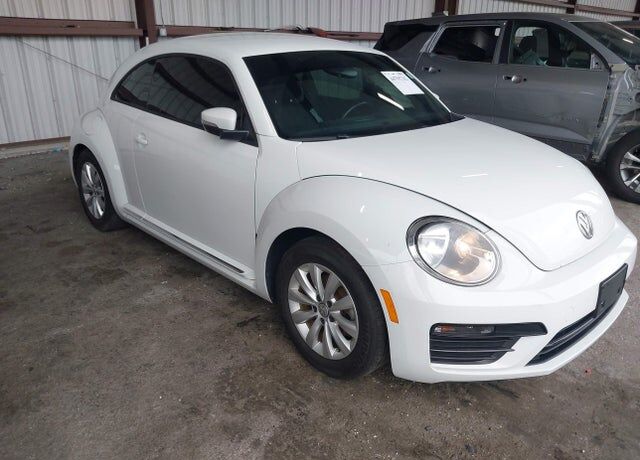 2019 VOLKSWAGEN Beetle