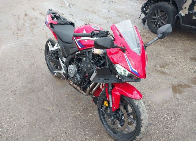 2025 HONDA CB