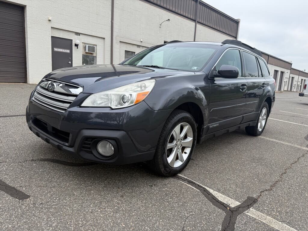 2014 SUBARU Outback