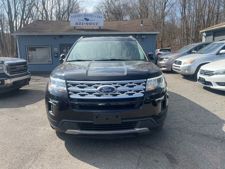 2019 FORD Explorer