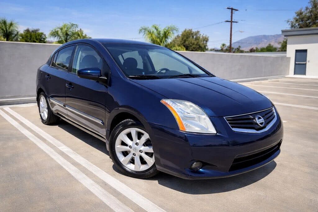 2011 NISSAN Sentra