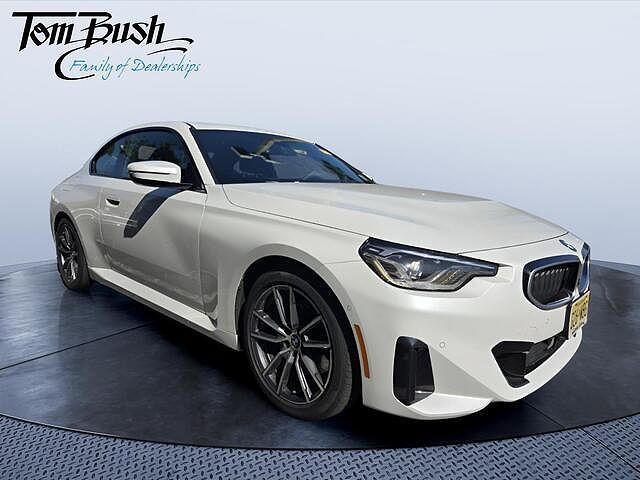 2026 BMW 230i