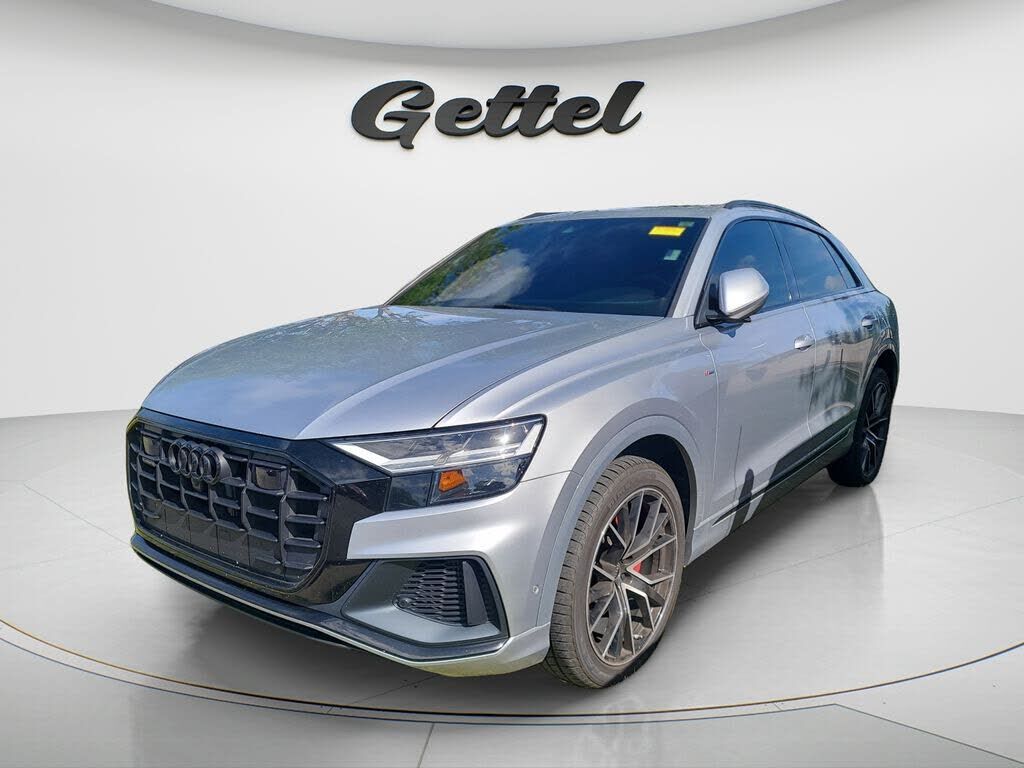 2022 AUDI Q8
