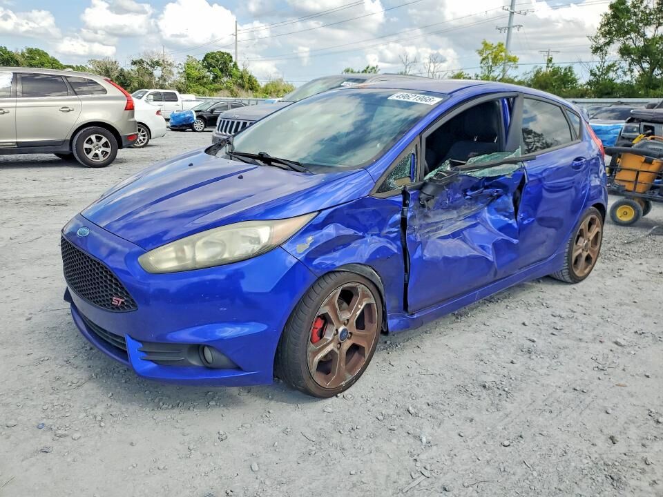 2015 FORD Fiesta