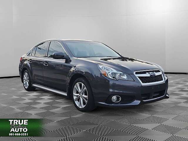 2013 SUBARU Legacy