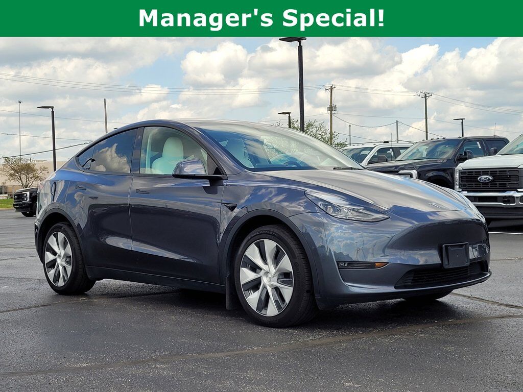 2022 TESLA Model Y