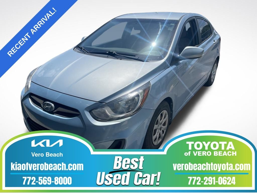 2014 HYUNDAI Accent