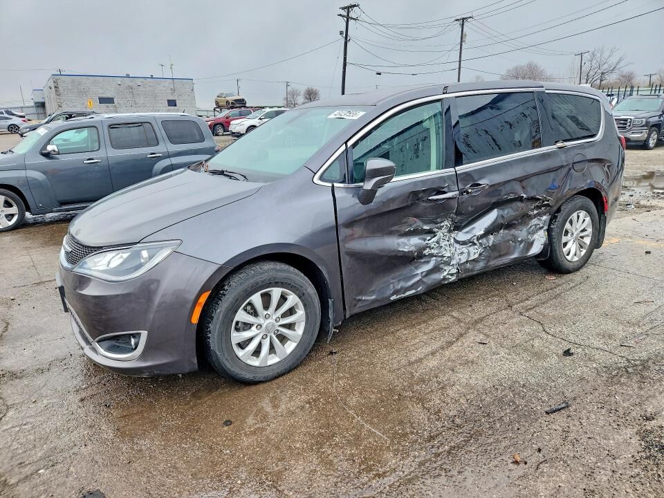 2018 CHRYSLER Pacifica