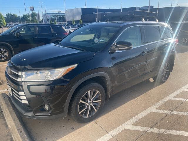 2018 TOYOTA Highlander