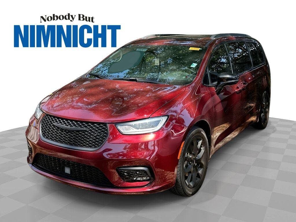2023 CHRYSLER Pacifica