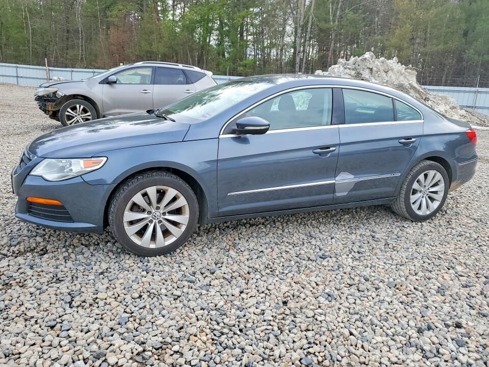 2011 VOLKSWAGEN Passat