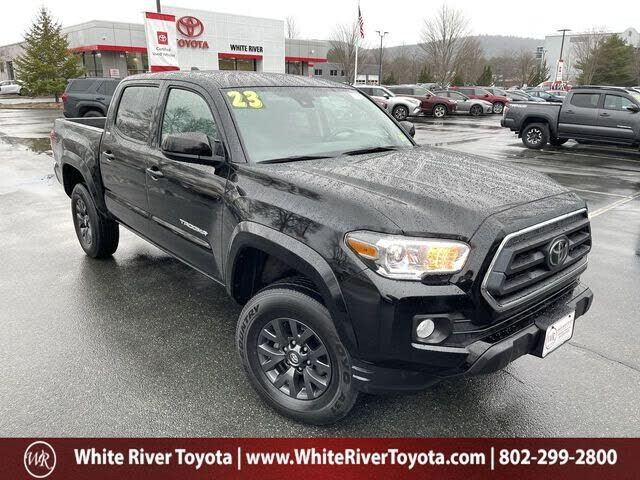 2023 TOYOTA Tacoma