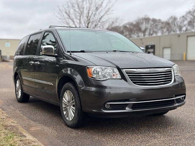 2016 Chrysler Town and Country