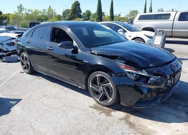 2021 HYUNDAI Elantra