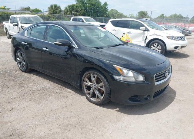 2013 NISSAN Maxima