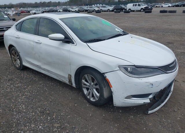 2015 CHRYSLER 200