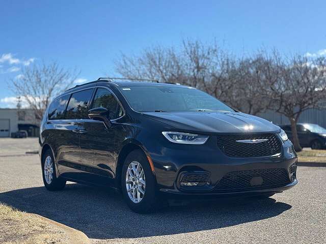 2022 CHRYSLER Pacifica