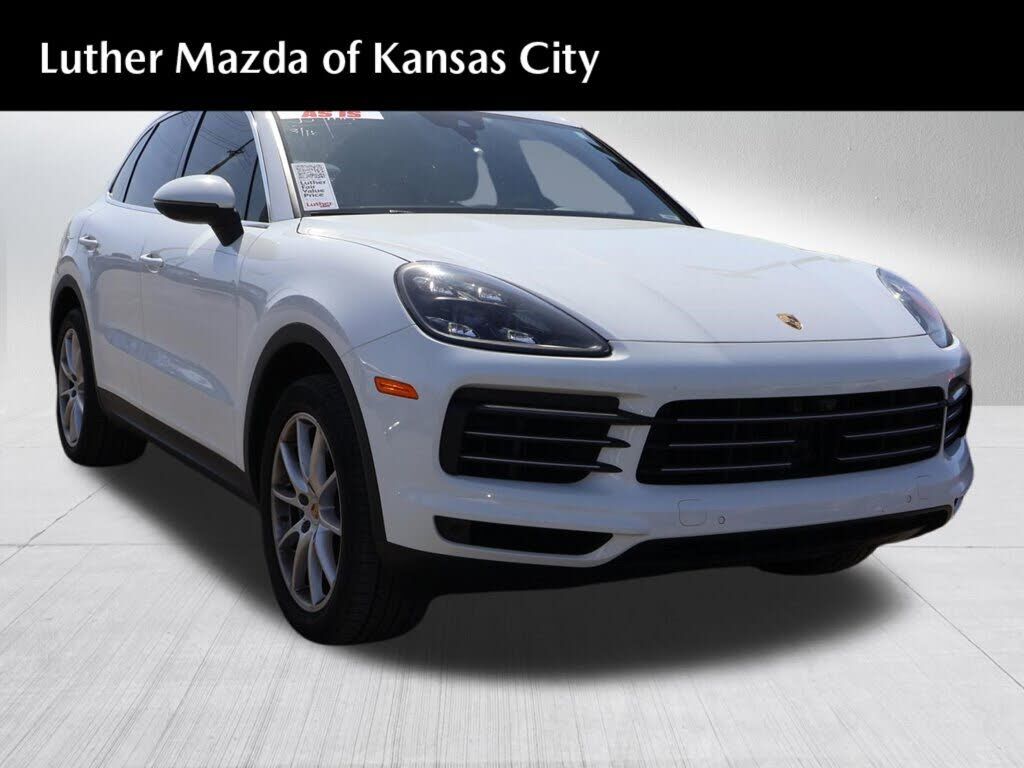 2019 PORSCHE Cayenne
