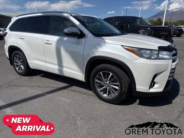 2018 TOYOTA Highlander