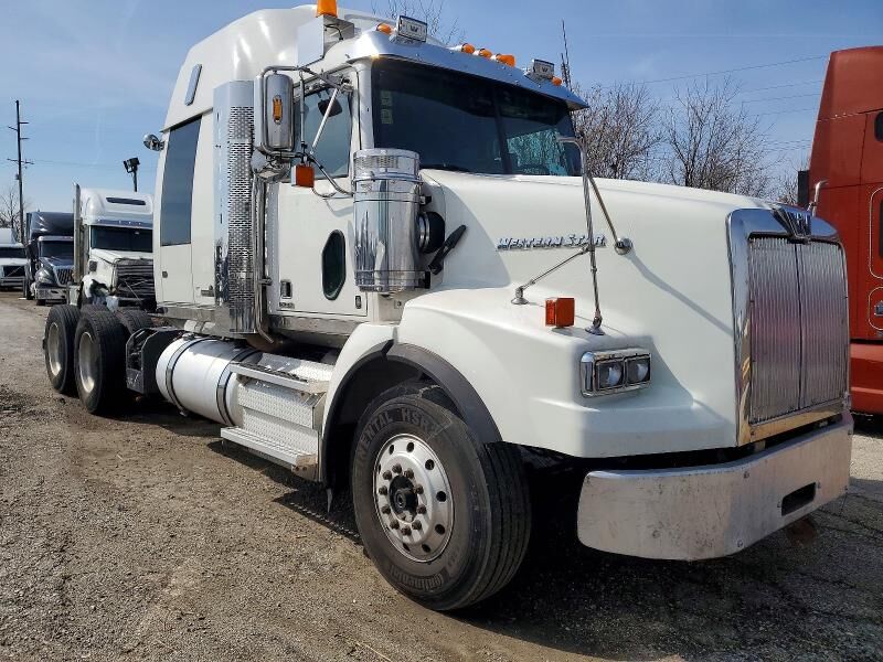 2020 WESTERN STAR 4900