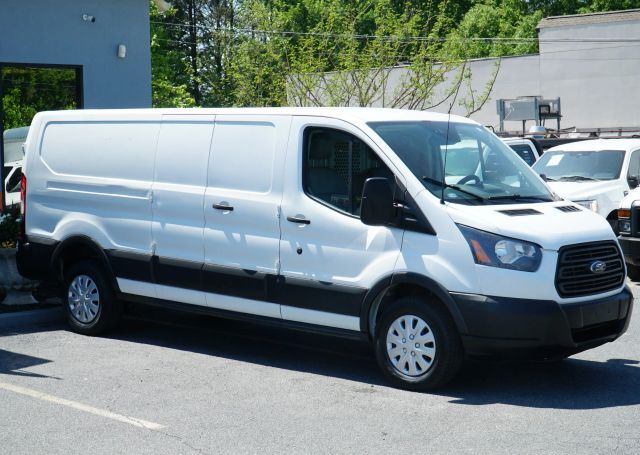 2017 FORD Transit