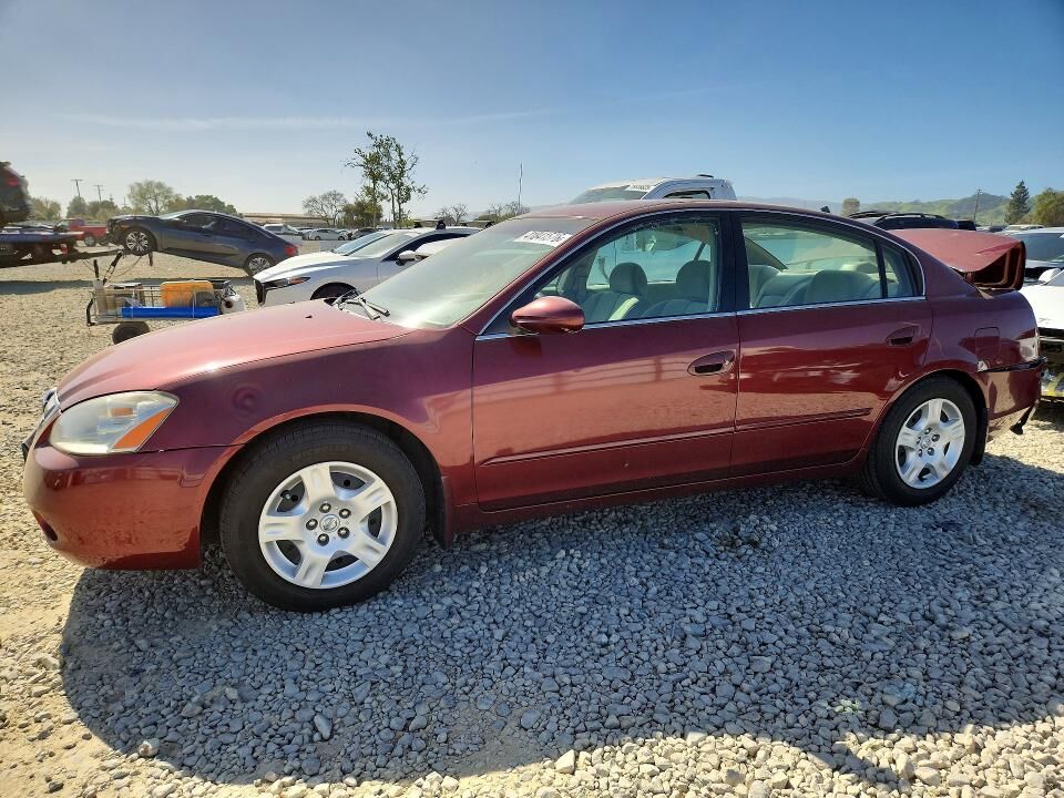 Nissan Altima