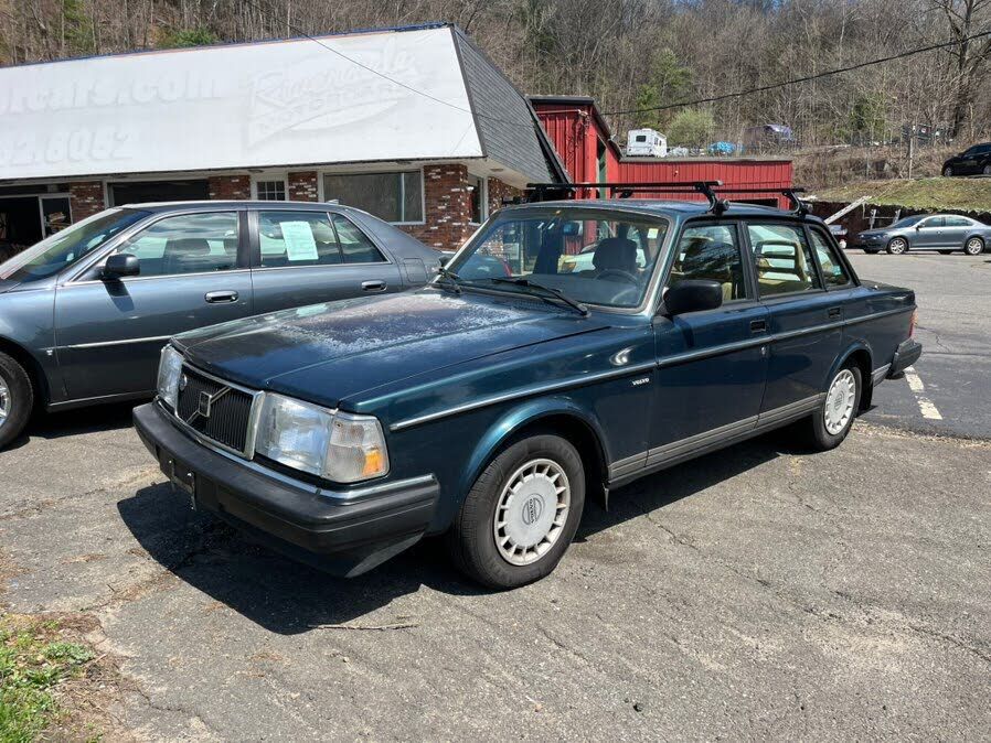 1993 VOLVO 240 Series