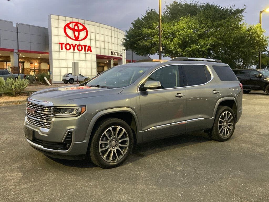 2022 GMC Acadia