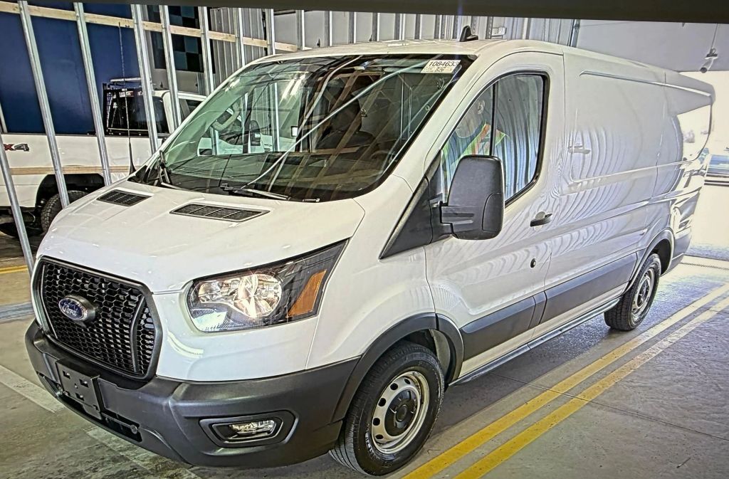 2023 FORD Transit