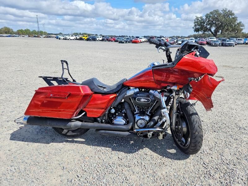 2013 HARLEY DAVIDSON Road Glide Custom