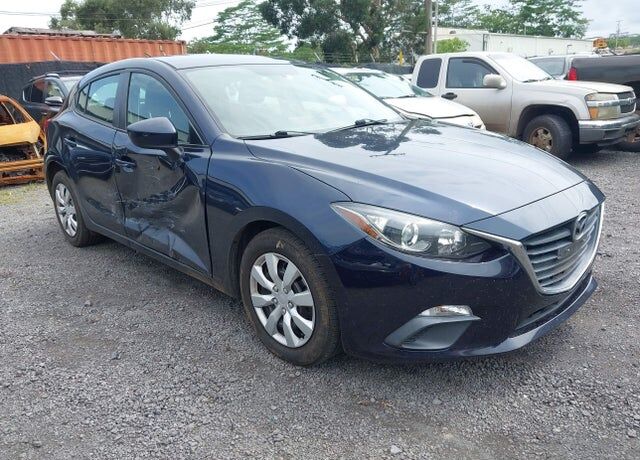 2016 MAZDA Mazda3