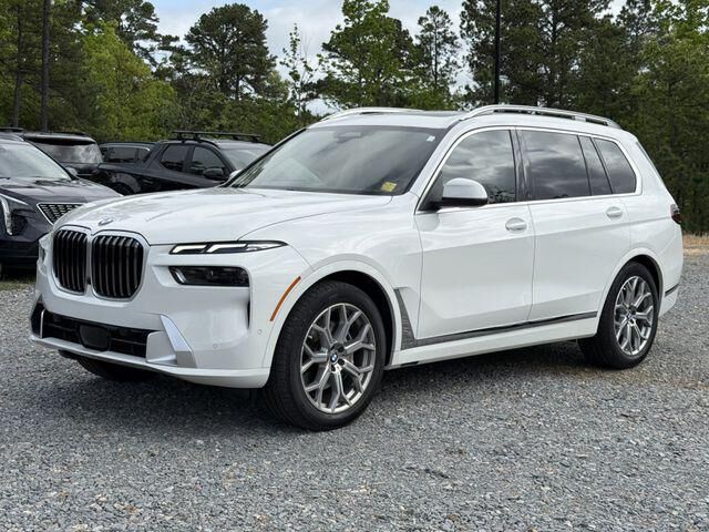 2025 BMW X7
