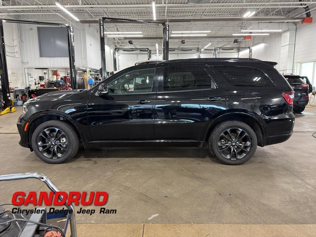 2025 DODGE Durango