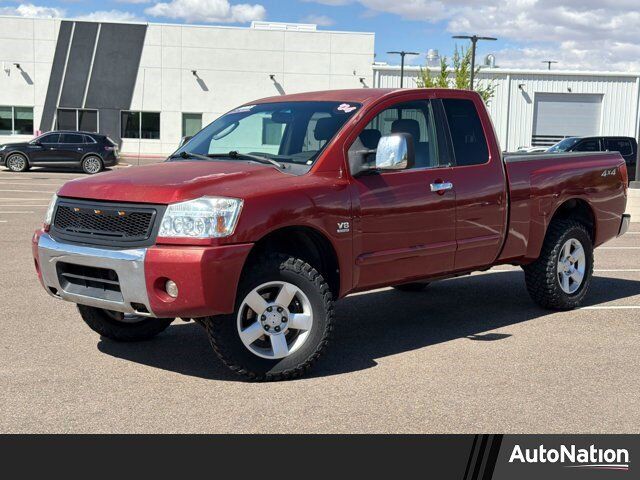 2004 NISSAN Titan