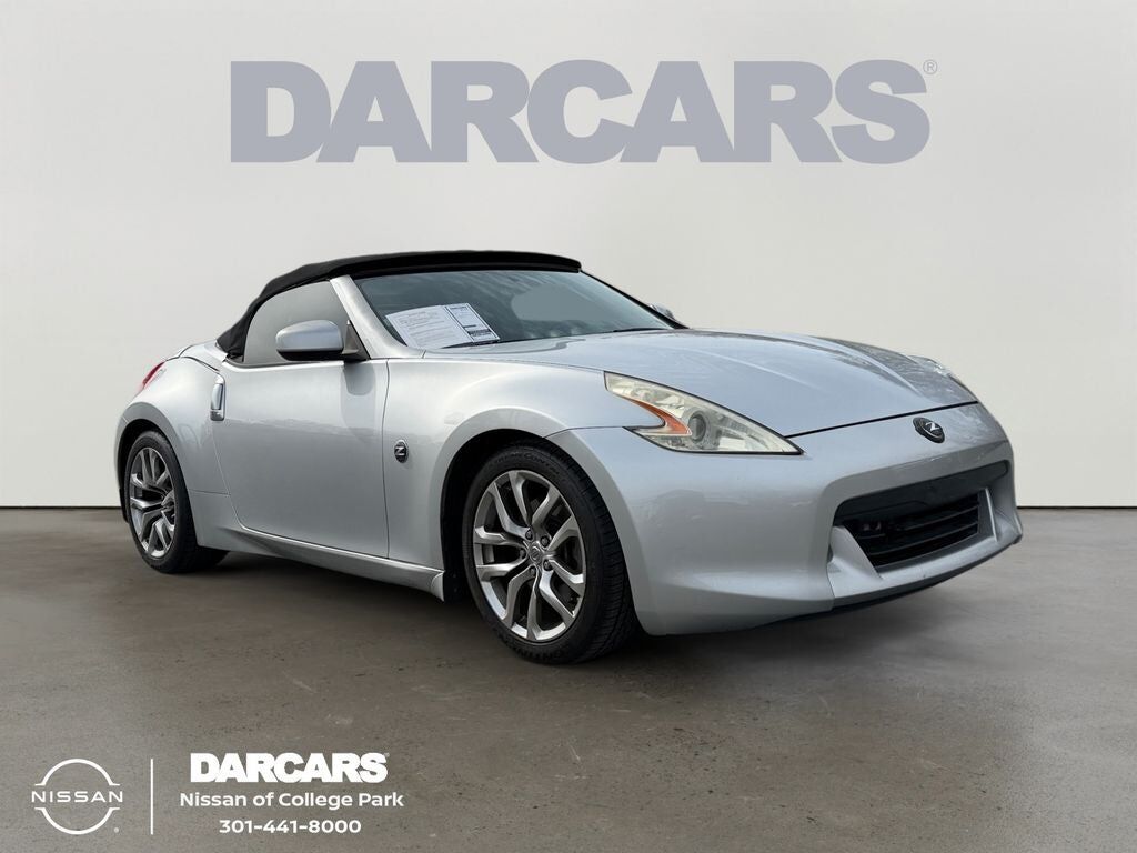 2012 NISSAN 370Z