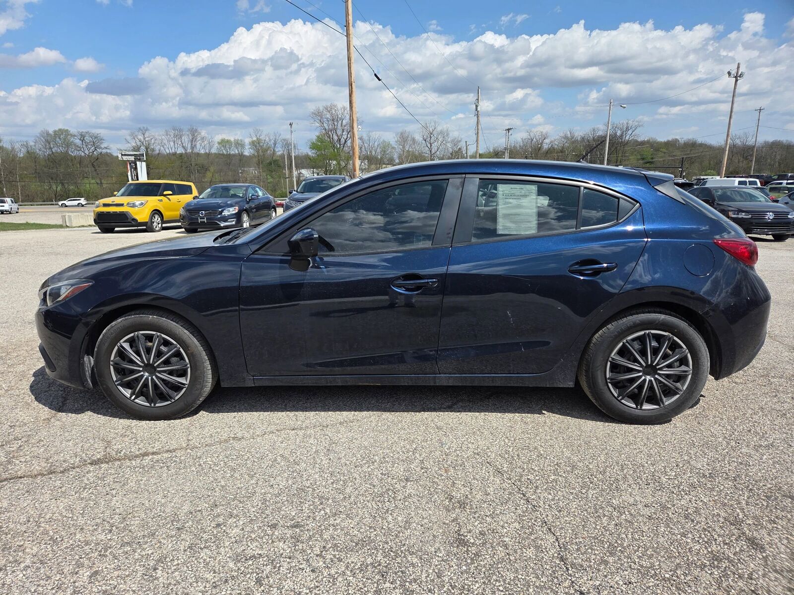 2016 MAZDA Mazda3