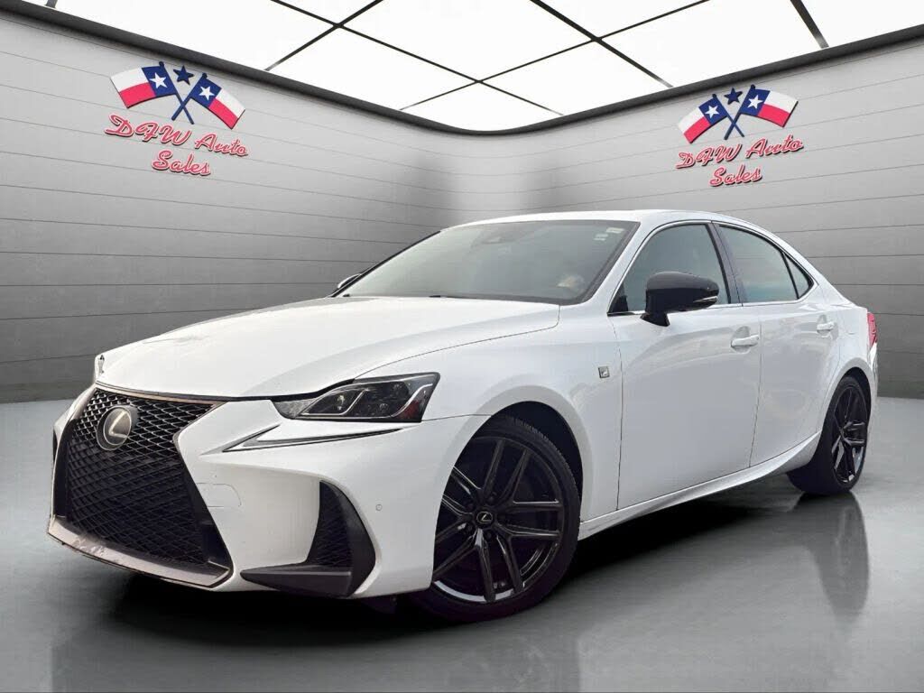 2019 LEXUS IS
